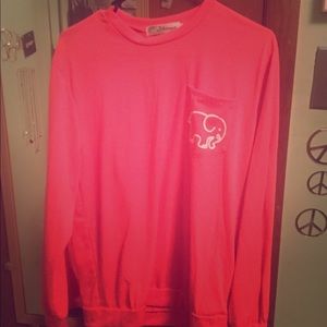 Ivory Ella hot pink top. Size xl